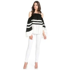 TOV Holy black & white off shoulder balloon sleeve blouse EU Sz 38 US Medium